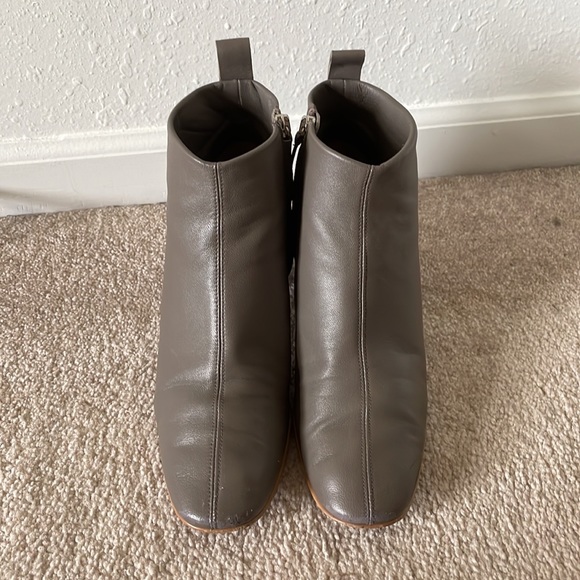 Everlane Day Boots - Gray - Picture 2 of 9